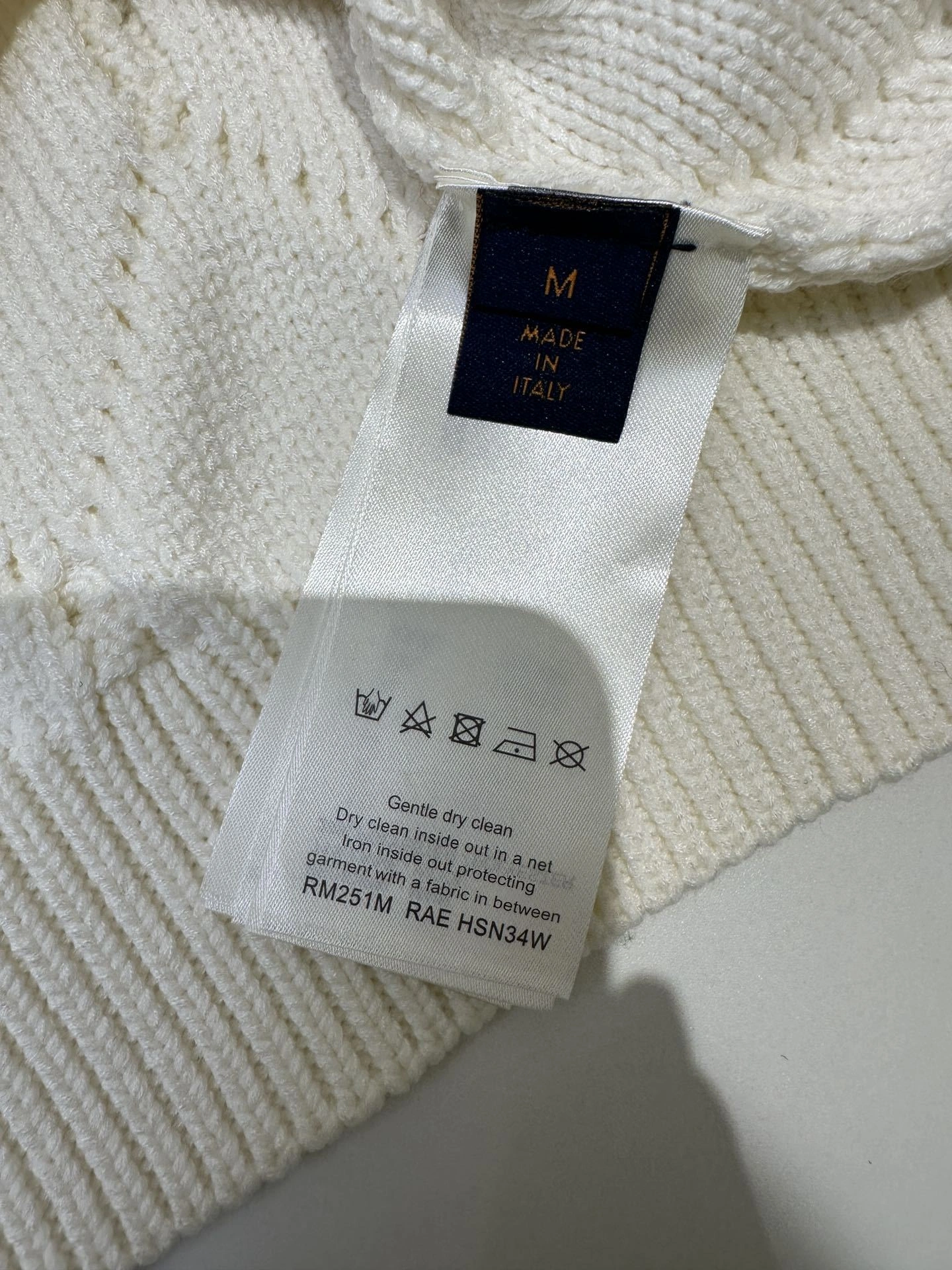 wg.luxury- 8V item:E-F405A0528